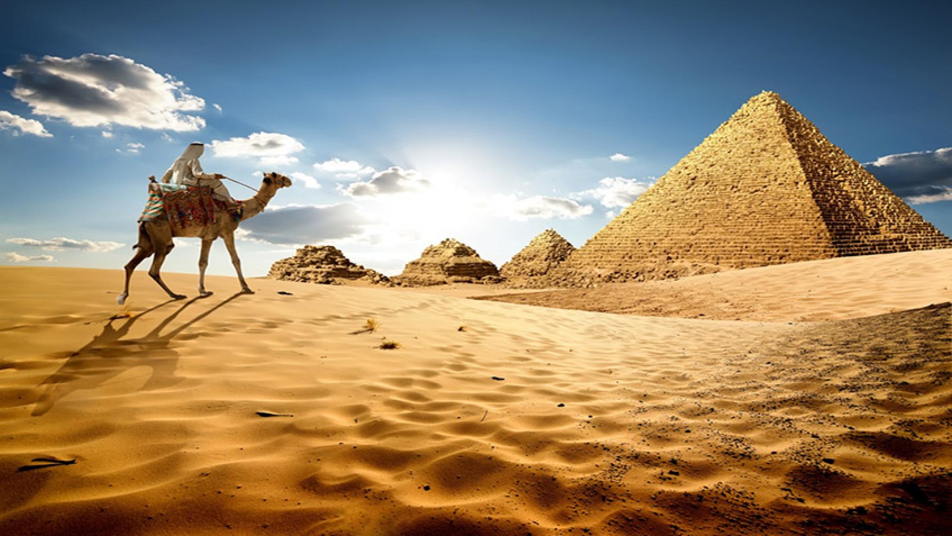 Çölün Altındaki Mucize: Giza Piramitleri ve Sfenks’in Gizemi